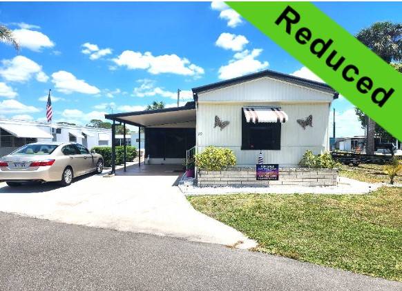 Mobile home for sale in Palmetto, FL